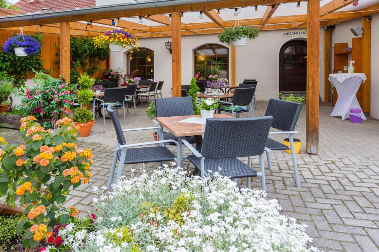 Hotel & Ferienwohnungen Bohlenblick Saalfeld Saale Exterior photo