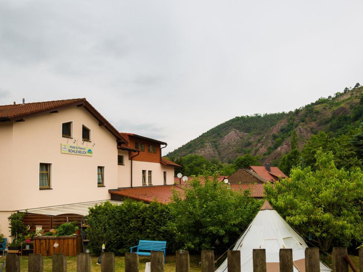 Hotel & Ferienwohnungen Bohlenblick Saalfeld Saale Exterior photo