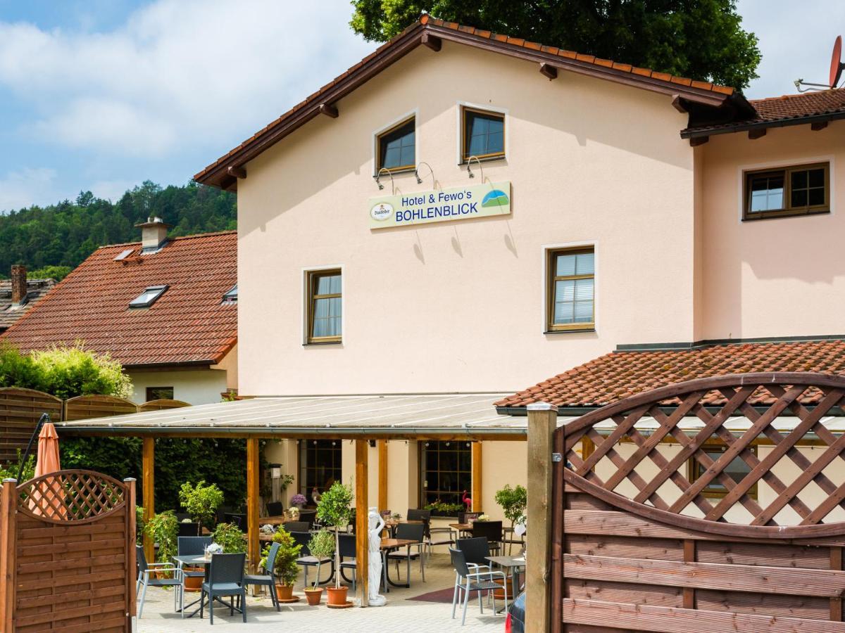 Hotel & Ferienwohnungen Bohlenblick Saalfeld Saale Exterior photo